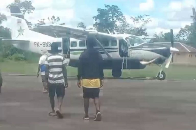 11 Bandara Ditutup Imbas Penembakan Smart Air di Papua, TNI-Polri Perkuat Pengamanan