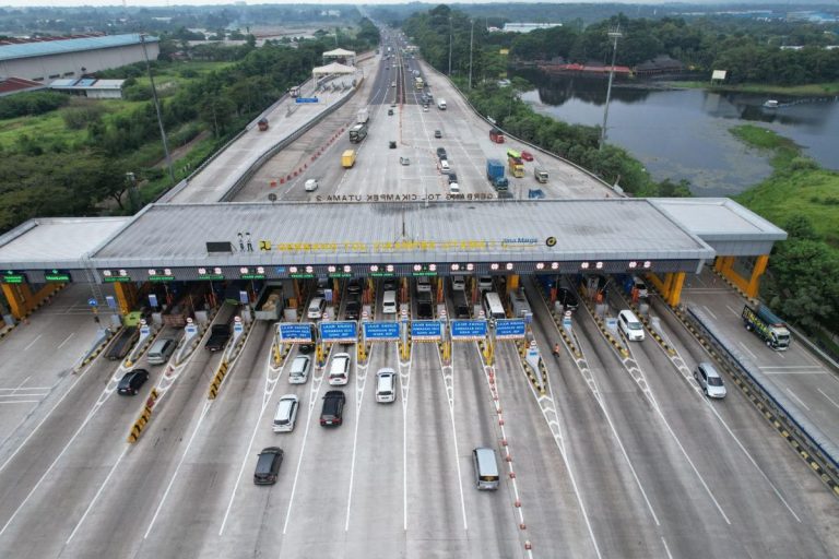 178 Ribu Kendaraan Tinggalkan Jabotabek Jelang Libur Imlek