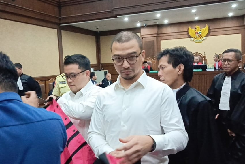 2 Anak Buah Kerry Adrianto Divonis 13 Tahun Penjara di Kasus Minyak Mentah