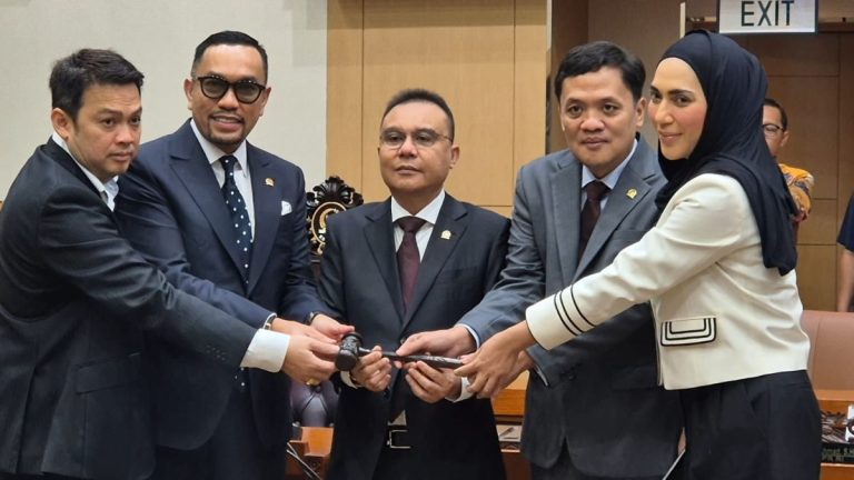 Ahmad Sahroni Kembali Duduki Pucuk Komisi III DPR