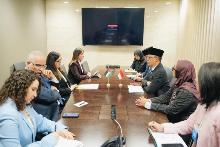 Bertemu Menlu Palestina, Menlu Sugiono Jelaskan Peran Indonesia di BoP dan Pasukan ISF