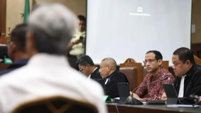 Blak-blakan Mantan Anak Buah, Nadiem Rogoh Kantong Pribadi untuk Dana Tambahan Stafsus Termasuk Jurist Tan