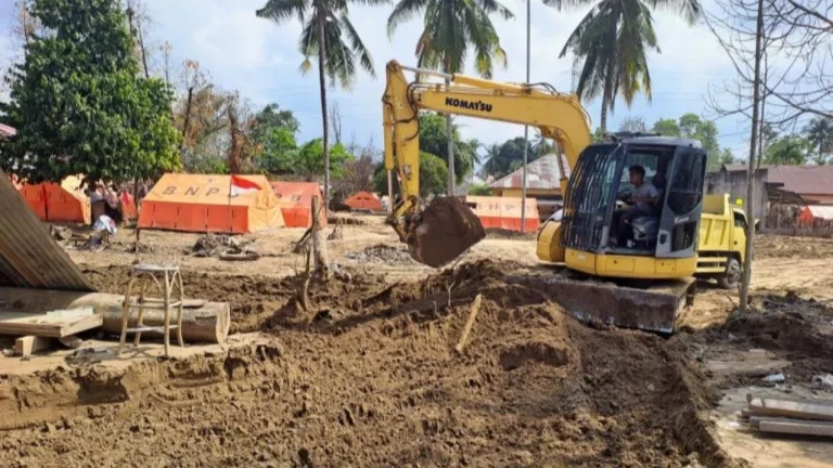 BUMN PTPP Bantu Pemulihan Infrastruktur dan Sanitasi Korban Banjir Aceh
