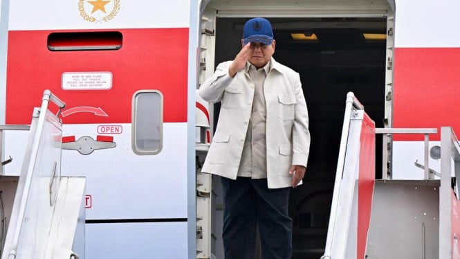 Didampingi Bahlil-Seskab Teddy, Prabowo Bertolak ke AS Temui Trump