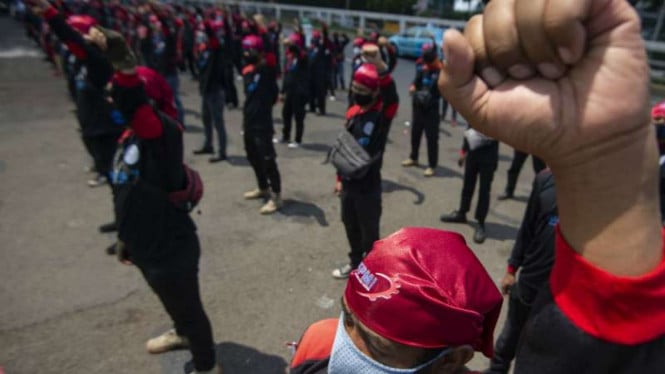 DPR Ingatkan Kebijakan Harus Pertimbangkan Nasib Pekerja