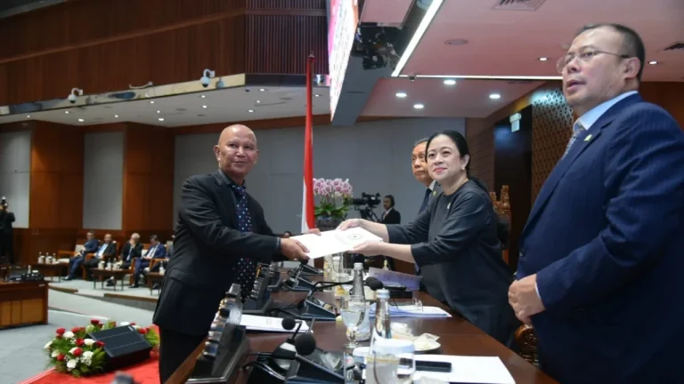 DPR Tidak Pernah Putuskan Penutupan Ritel Modern, Said Abdullah: Kewenangan Ada pada Pemerintah