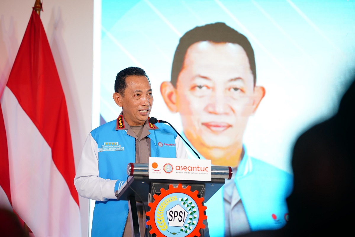 Hari Pekerja Indonesia, Kapolri Tekankan Perkuat Sinergitas hingga Dukung Hak Buruhamp;nbsp;