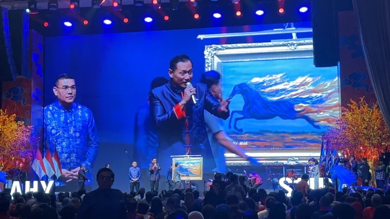 Lukisan SBY Laku Rp6,5 Miliar, Akan Disalurkan untuk Warga Prasejahtera Keturunan Tionghoa