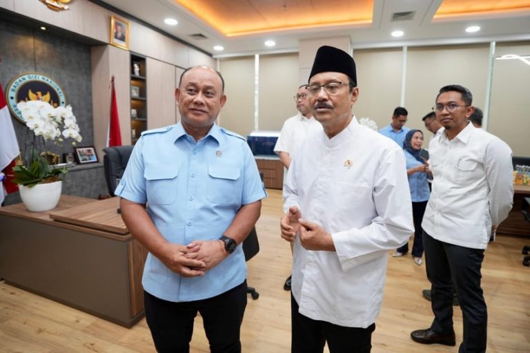 Mensos dan Kepala BGN Matangkan Skema MBG Lansia-Penyandang Disabilitas