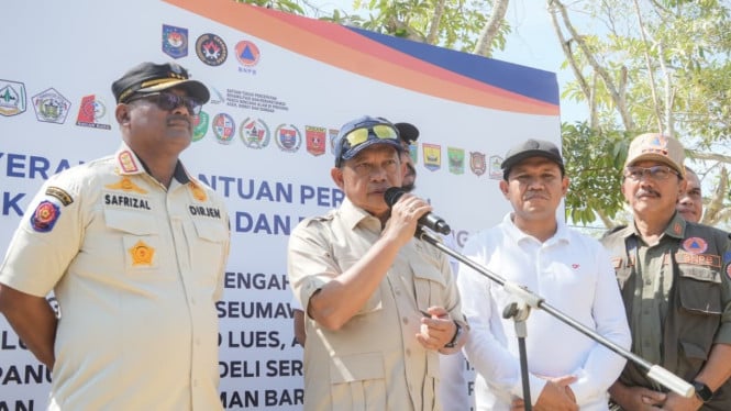 Pemerintah Serahkan Bantuan Stimulan Rumah Rusak Ringan dan Sedang ke Aceh