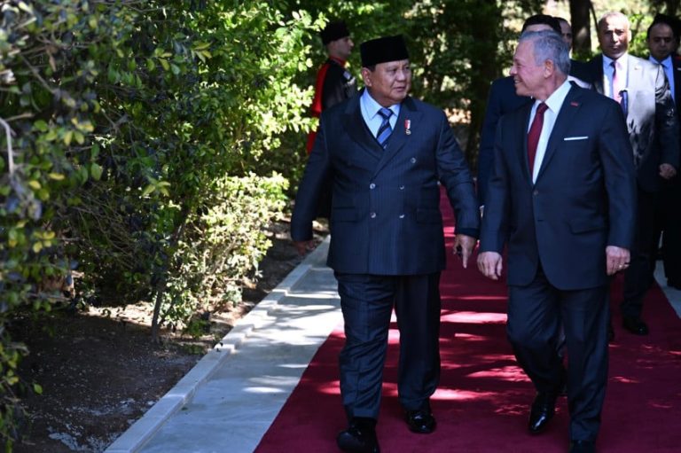 Prabowo Jelaskan Peran Indonesia di Board of Peace saat Bertemu Raja Abdullah II