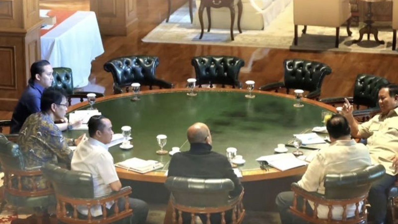 Strategi Prabowo Hadapi Negosiasi Ekonomi RI-AS, Fokus Perkuat Industri Nasional