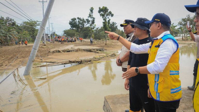 Tanggul Sungai Tuntang Jebol 25 Meter, Akses Kebonagung Gubuk-Semarang Terhenti