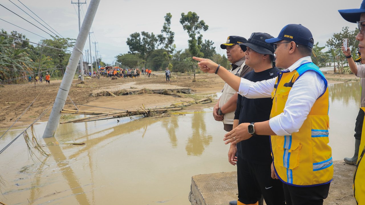 Tanggul Sungai Tuntang Jebol 25 Meter, Akses Kebonagung Gubuk-Semarang Terhenti