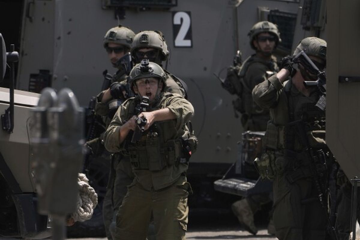 Tentara Israel Berondong Konvoi Medis Gaza dengan 900 Peluru, Eksekusi Pekerja Bantuan