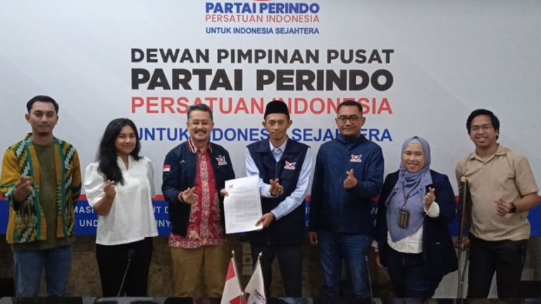 Terima SK Ketua Perindo Jawa Timur, Ahmad Jazuli Optimistis Dongkrak Suara Partai