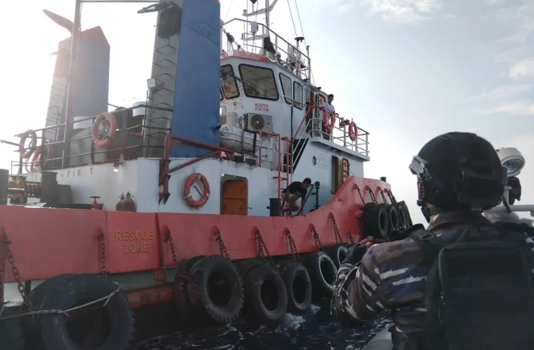 TNI AL Tangkap Kapal Pengangkut Nikel Ilegal, Begini Kronologi Lengkapnya!