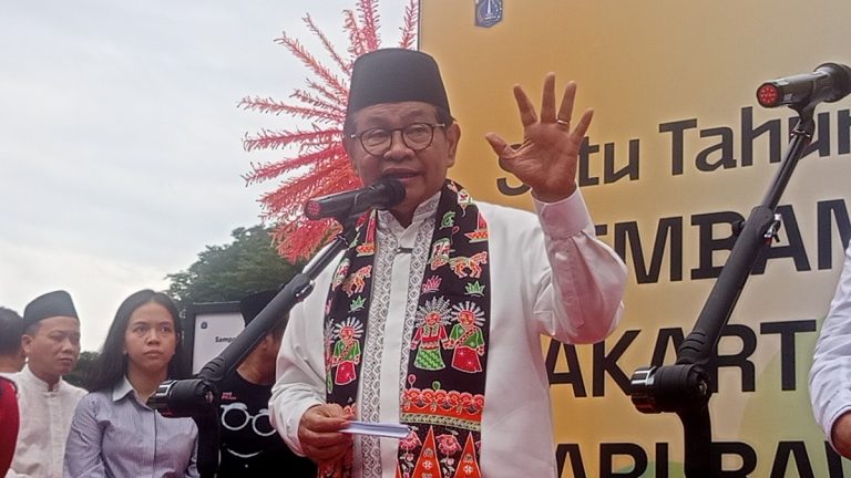Viral Pedagang PKL Tuding Satpol PP Pungli, Pramono Ancam Bebastugaskan Jika Terbukti
