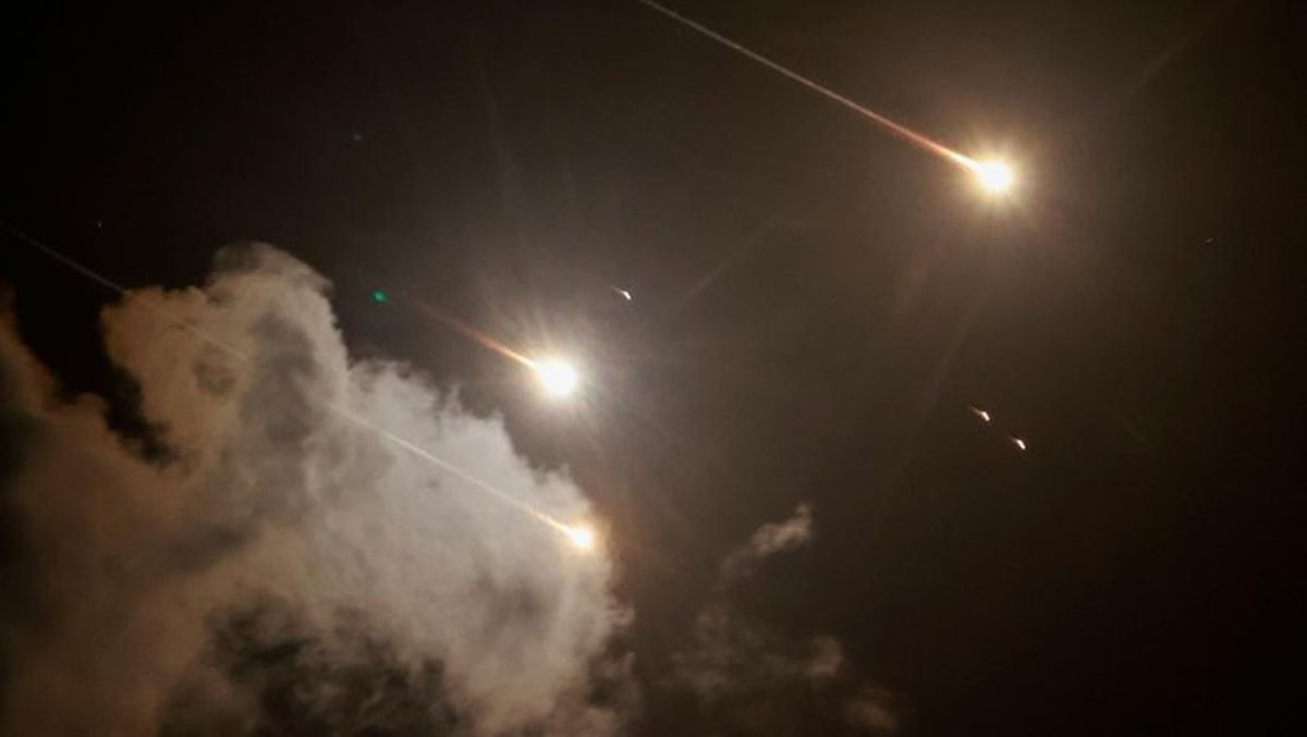 36 Jam Perang, AS dan Israel Luncurkan 3.000 Amunisi ke Iran