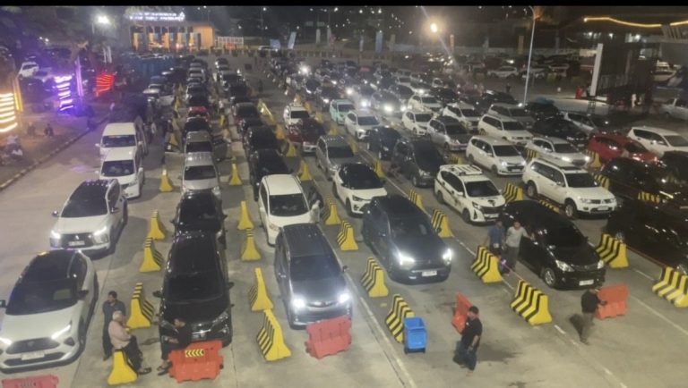 Arus Balik di Pelabuhan Bakauheni, Volume Kendaraan Diprediksi Melonjak Malam Ini