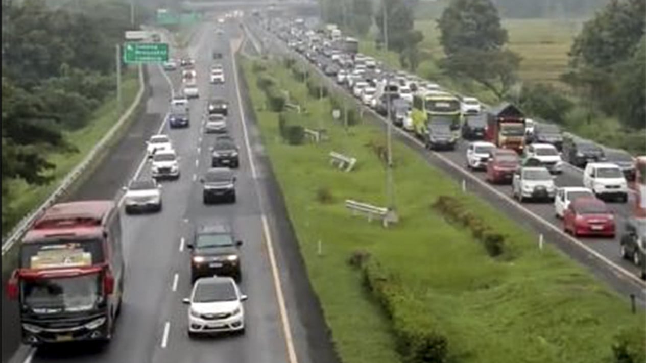 Arus Balik Lebaran, One Way dari GT Kalikangkung KM 414 hingga KM 70 Resmi Diberlakukan