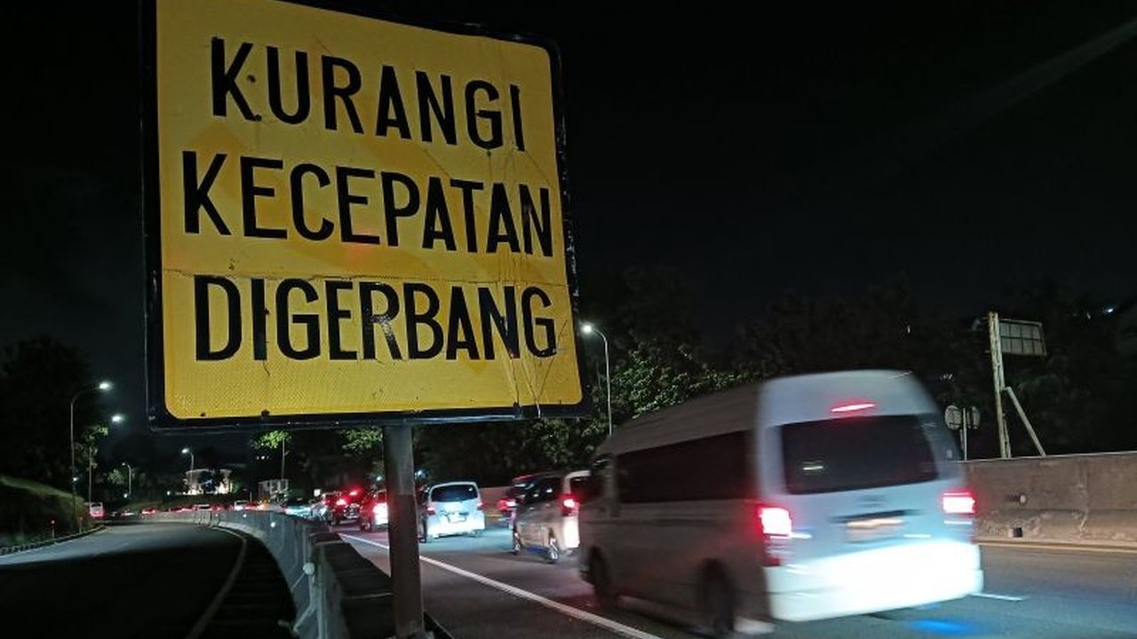 Arus Balik Tol Banyumanik Semarang Tembus 2.000 Kendaraan per Jam, Puncak Diprediksi Selasa