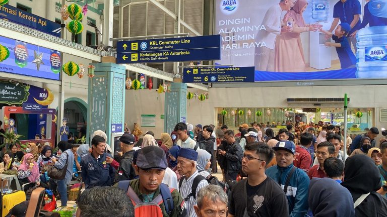 Arus Mudik Belum Surut, 44 Ribu Penumpang KA Berangkat dari Jakarta