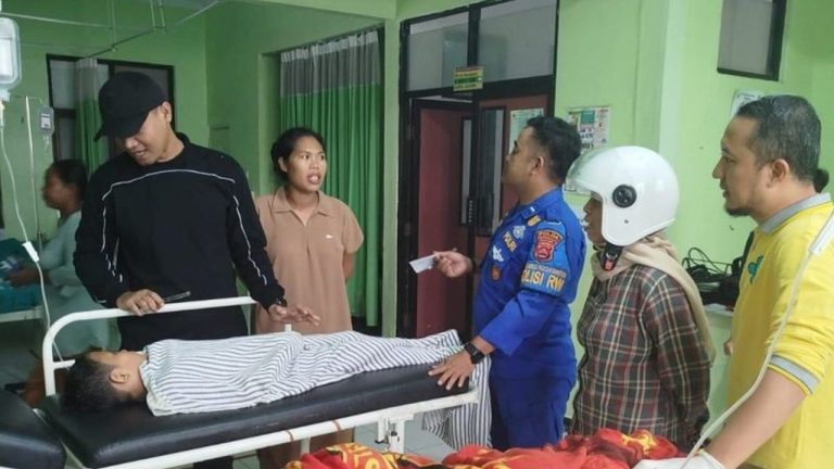 Balawista Lebak Bergerak Cepat Selamatkan Tiga Anak Tenggelam di Pantai Binuangeun
