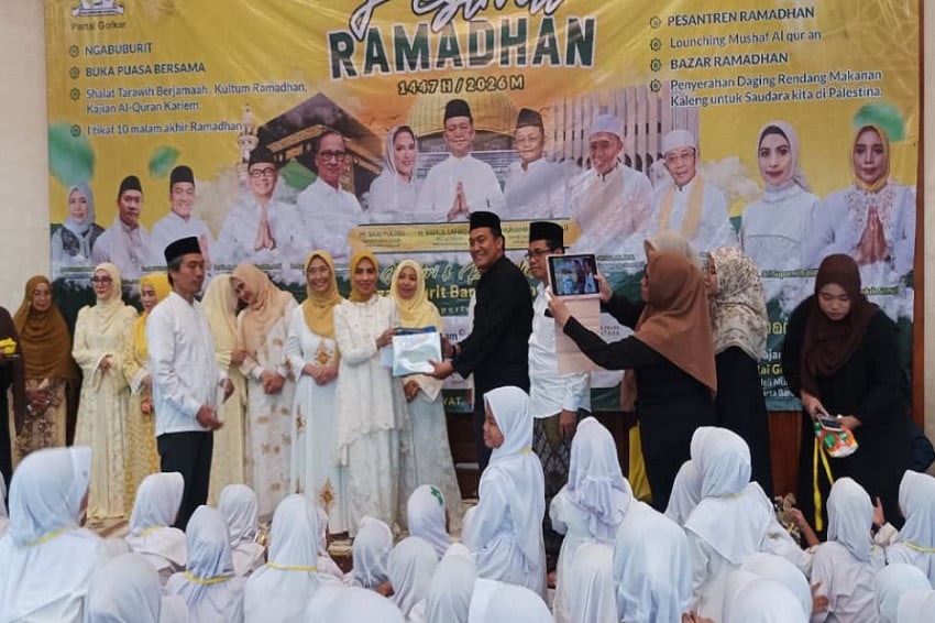 DPP Golkar Gelar Festival Ramadan, Sri Suparni Bahlil Beri Santunan ke Ratusan Santri