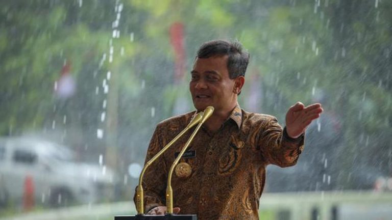 Gubernur Jateng Beri Penjelasan Usai Namanya Disebut dalam OTT Bupati Pekalongan