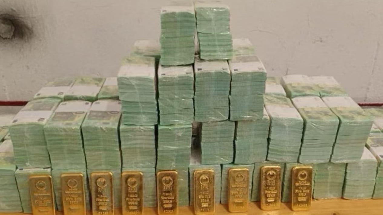 Hungaria Cegat Konvoi Kendaraan Lapis Baja Ukraina Angkut Jutaan Euro dan Emas Batangan