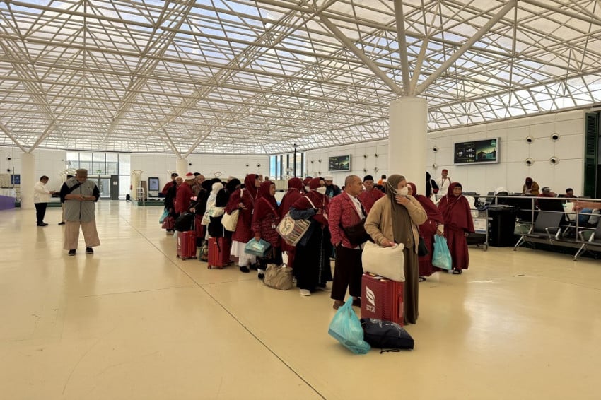 Jangan Panik! Ini 5 Langkah Krusial Jemaah Umrah Hadapi Delay di Bandara Jeddah
