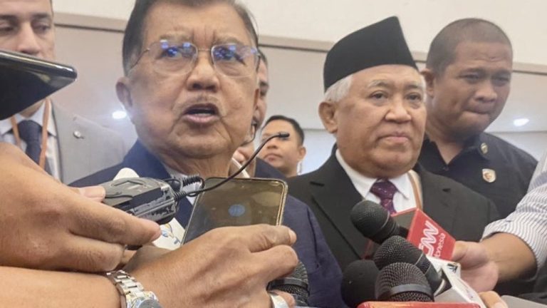 JK Angkat Alis Bingung Soal Niat Prabowo Siap Jadi Juru Damai AS-Israel Terhadap Iran