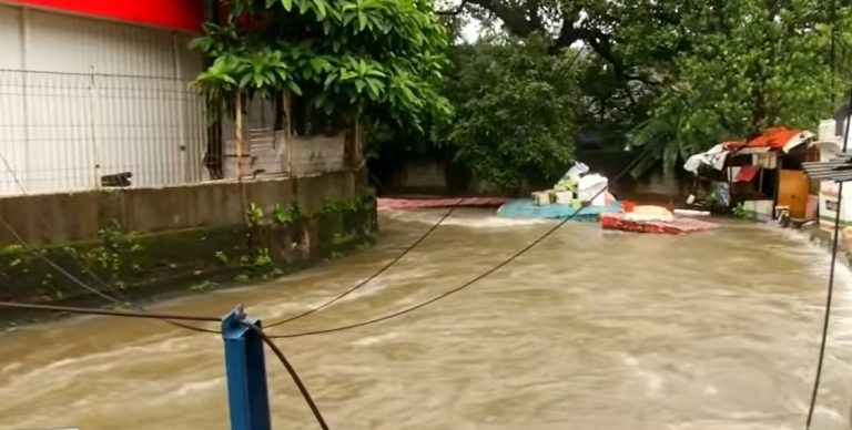 Kali Mampang Meluap, Jalan Tendean hingga Kompleks Pondok Karya Banjir