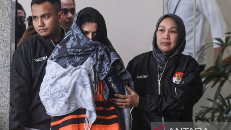 KPK Bilang Bupati Pekalongan Fadia Arafiq Dibantu Anaknya Intervensi Kepala Dinas