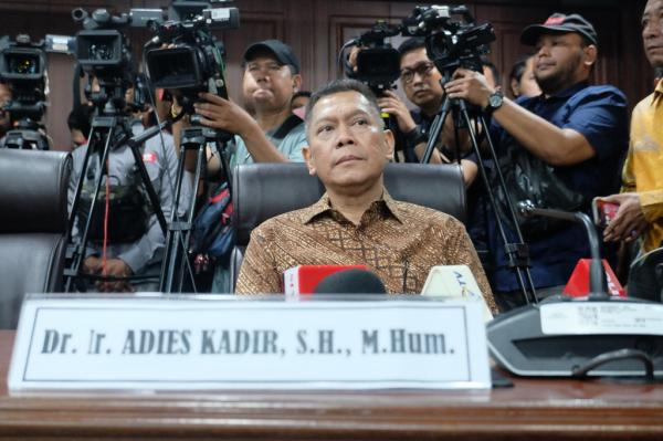 MKMK Putuskan Tak Berwenang Periksa Dugaan Pelanggaran Hakim MK Adies Kadir