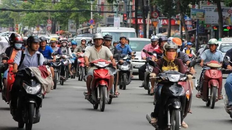 Negara-Negara Asia Siaga Krisis Energi, Penerbangan Dipangkas hingga Lampu Jalan Dimatikan