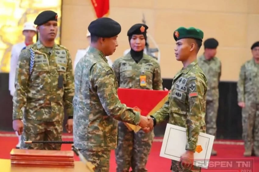 Panglima TNI Beri Kenaikan Pangkat Luar Biasa kepada Prajurit Peraih Juara Hafalan Al Quran