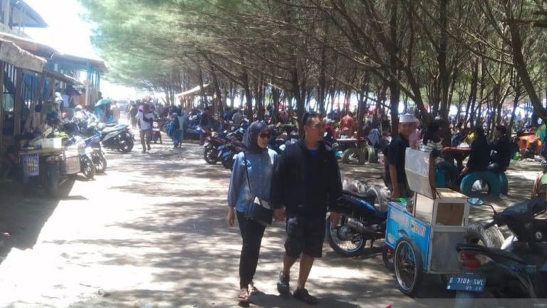Petugas Gabungan Perketat Pengamanan Wisata Pantai Selatan Cianjur Selama Libur Lebaran