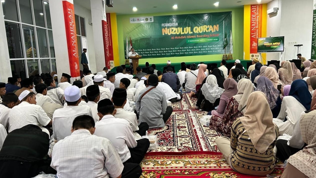 Ponpes Al-Nahdlah Depok Terima Wakaf 1.000 Mushaf Alquran