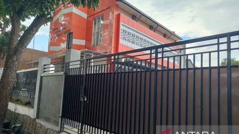 Puskesmas Libur Lebaran: Warga Bandung Kesulitan Akses Kesehatan di Tengah Cuti Bersama