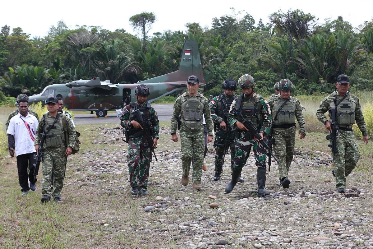 TNI Pastikan 11 Bandara Papua Aman dan Segera Beroperasi