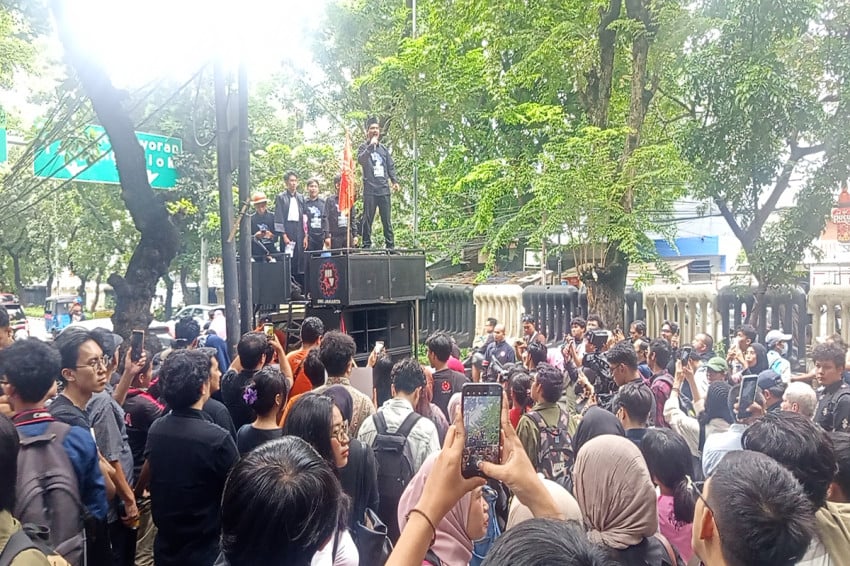 Usai Divonis Bebas, Syahdan: Saya Tak Akan Berhenti Mengatakan Kebenaran