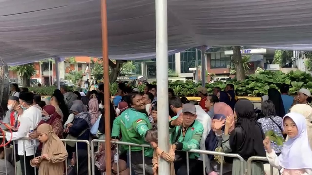 Warga Antusias Hadiri Open House di Istana Negara, Rela Antre Sejak Pukul 09.00 WIB