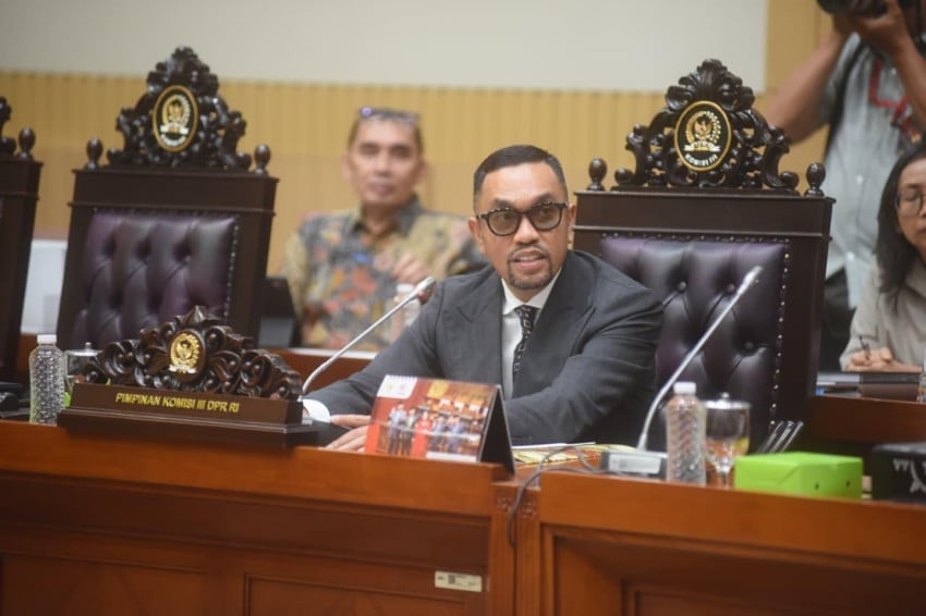 Sahroni Resmi Serahkan Gaji dan Tunjangannya untuk Kebutuhan Masyarakat